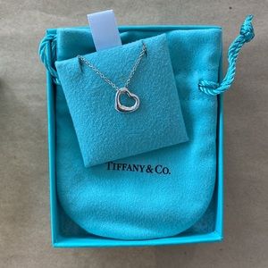 Tiffany’s Open Heart Necklace ❤️